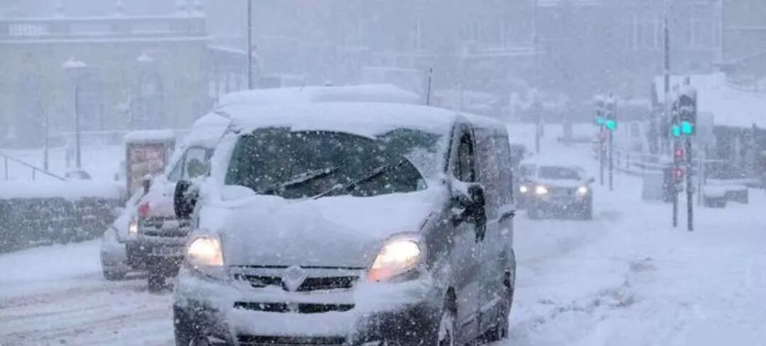 駕車出行前的準備_出行提示_駕駛雪天車輛的安全技巧