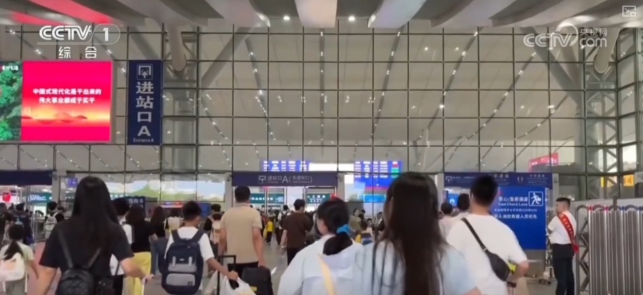 自駕出行占比及預(yù)測(cè)_2025國(guó)慶中秋假期交通出行情況_出行提示