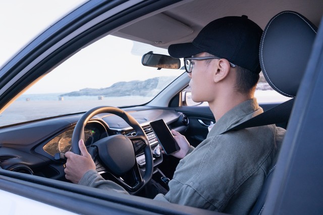 日常行車(chē)安全指南_新手開(kāi)車(chē)技巧_路況